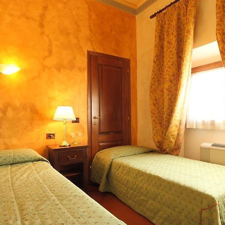 B&B Hotel Delle Tele Florence Buitenkant foto